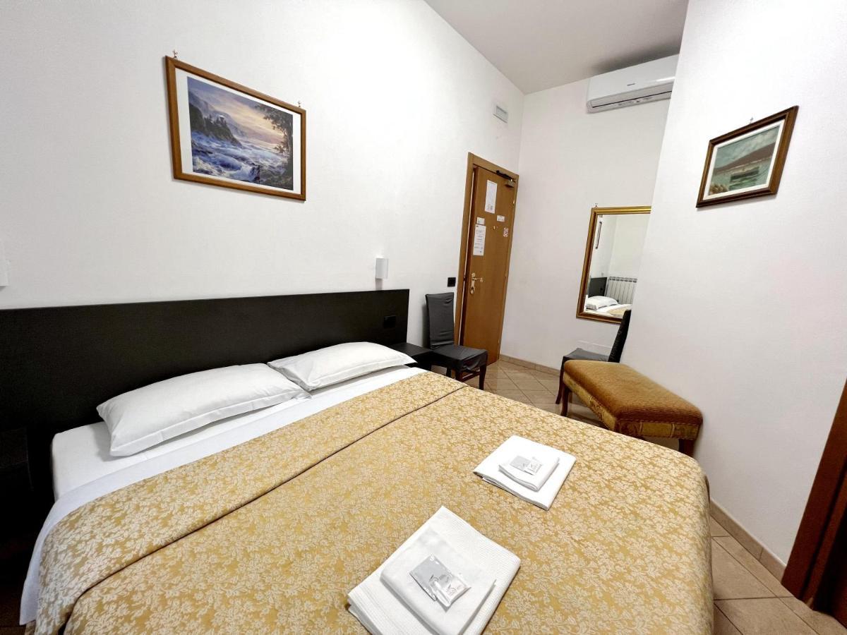 Hotel Domus Termini Rome Extérieur photo